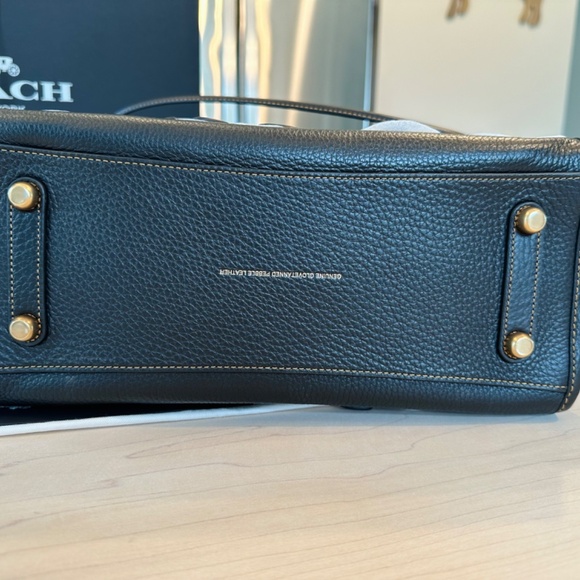 Coach Rogue Tearose Snakeskin and Matching Wallet/Wristlet ***BNWT*** - Picture 6 of 10